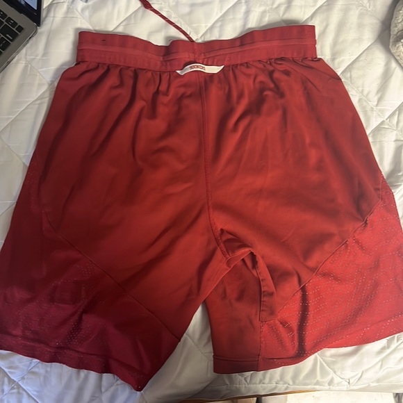 Oklahoma Sooners Nike Dri Fit Shorts - Picture 2 of 3